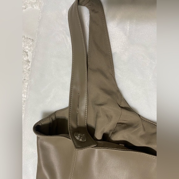 NWOT Abercrombie & Fitch Leather Scoop Neck Corset - Olive 🤍 - Picture 4 of 7